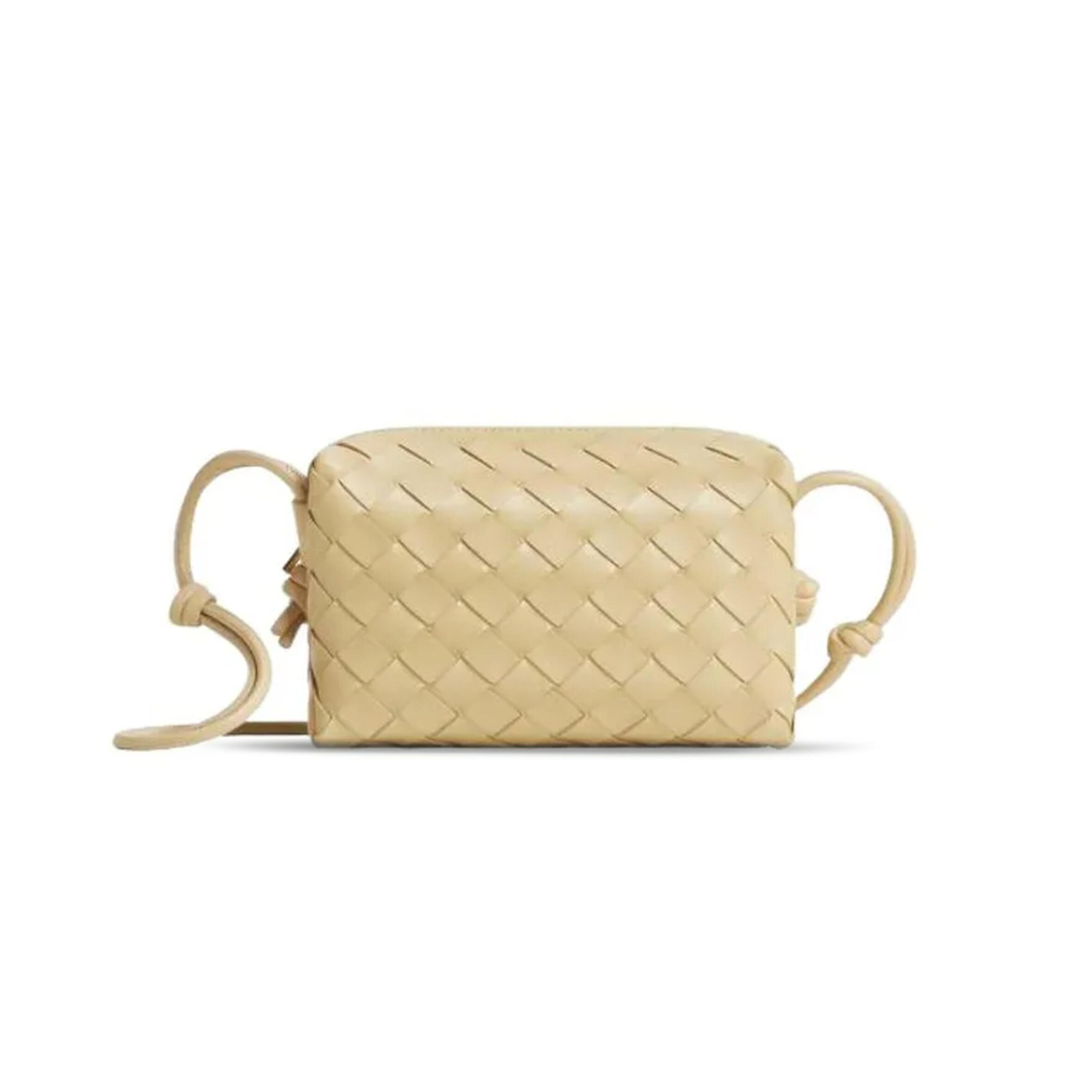 BOTTEGA VENETA MINI LOOP CAMERA BAG 723547V1G119776 (17*10*6cm)